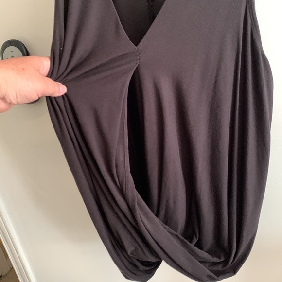 Encircled Fancy Tank - Picture 2 of 5